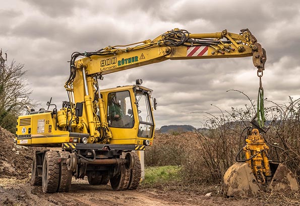 推土机保养秘诀：延长使用寿命的技巧